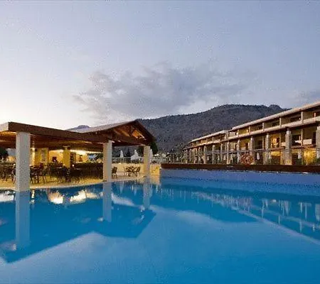 Island Blue Hotel 