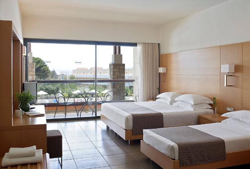 Island Blue Aparthotel